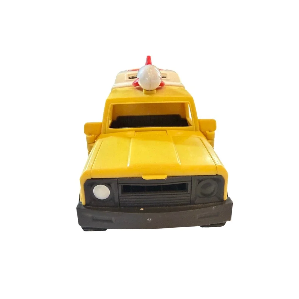 Disney Pixar Toy Story Pizza Planet Delivery Truck Mattel 2011 Yellow X4086‎